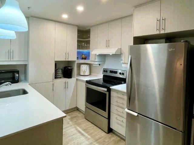 Magnifique appartement 3 1/2 à Laval Cession de bail