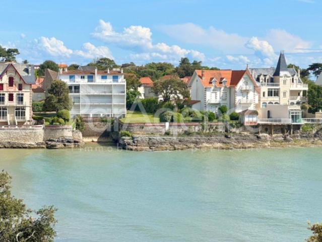 MAGNIFIQUE APPARTEMENT 3 CHAMBRES VUE SUR MER