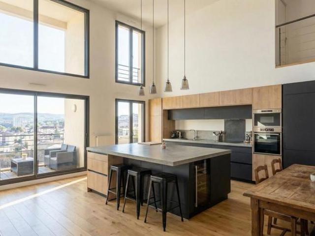 Magnifique Appartement 3P avec salon cathédrale Bordeaux Sud