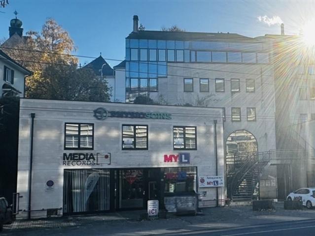 Magnifique arcade à louer Emplacement stratégique à Fribourg