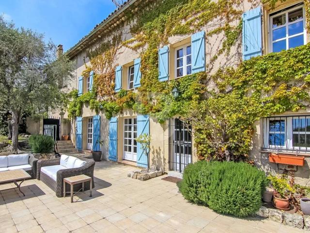 Magnifique Bastide avec piscine à vendre à Mouans Sartoux