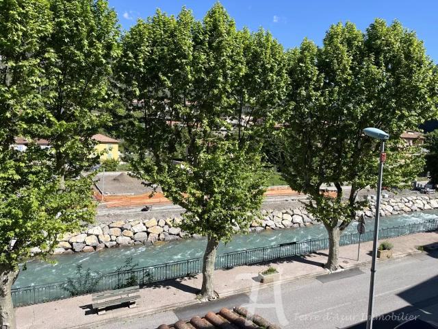 Magnifique bâtiment à vendre à Breil sur Roya m² Breil sur Roya
