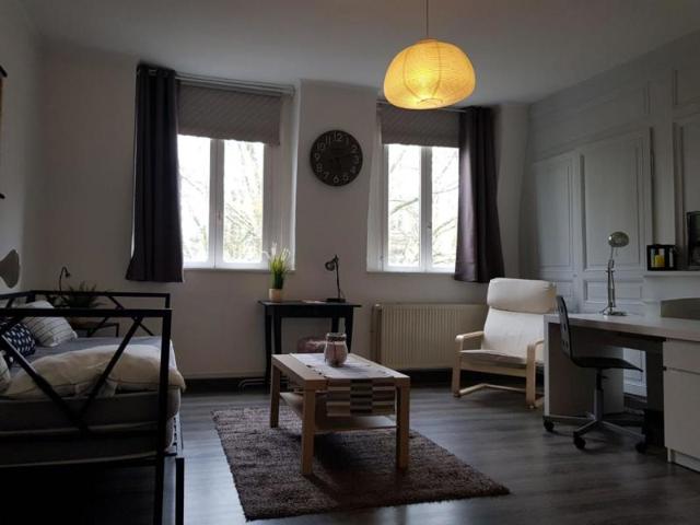Magnifique chambre en colocation à 5 minutes du métro République Beaux Arts