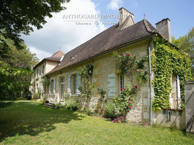 Magnifique Chartreuse du 18ème 415m² Bergerac