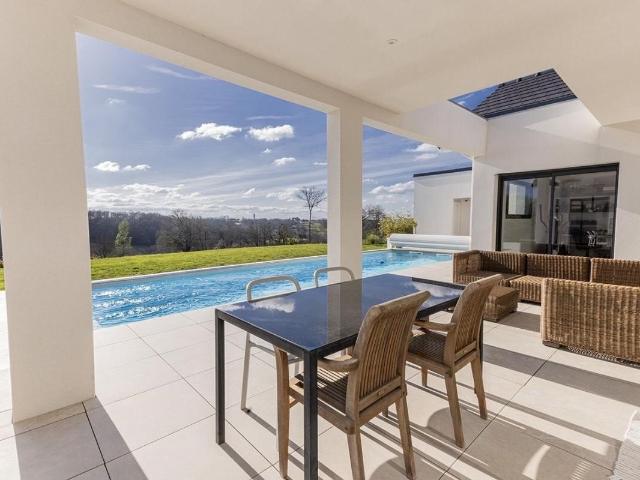 Magnifique contemporaine avec vue Pyrénées