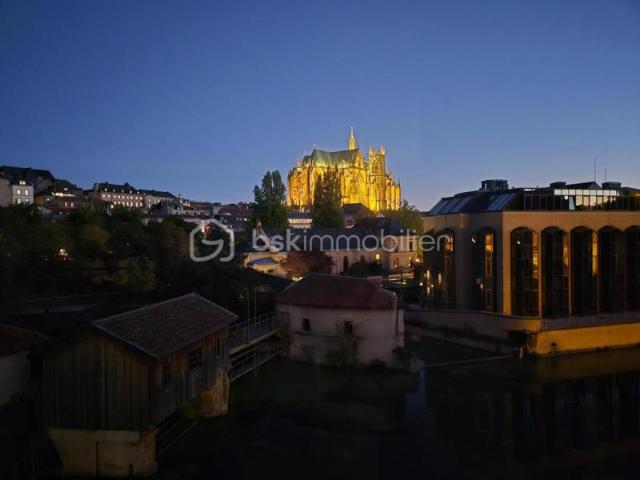 MAGNIFIQUE DUPLEX 150m2 SUR LES BERGES DE LA MOSELLE