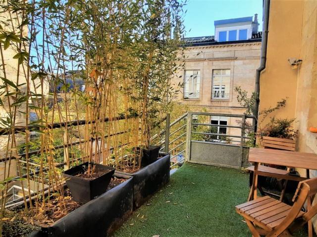 Magnifique Duplex loué meublé dernier étage avec terrasse de