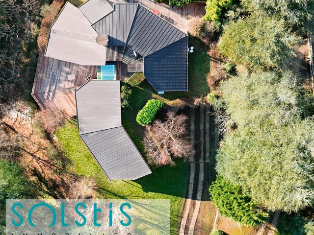 MAGNIFIQUE DEMEURE DE 270 M2 * EN EXCLUSIVITÉ