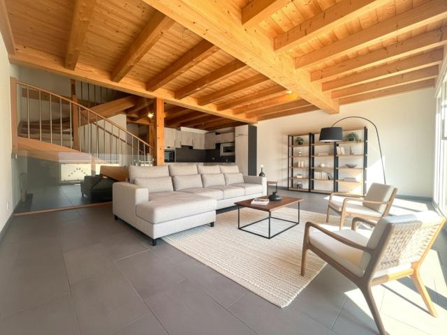 Magnifique et récente maison mitoyenne de 5.5 pièces avec vue imprenable