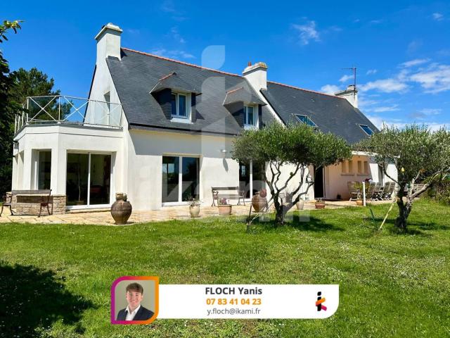 Magnifique ensemble immobilier au bord de la mer