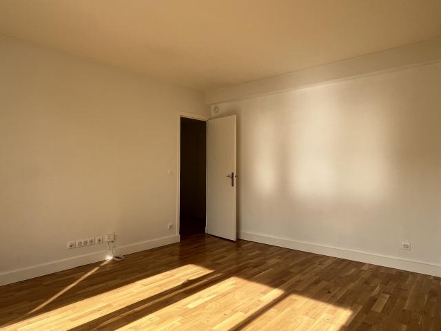 Magnifique F1 de 35 m2 avec balcon et parking