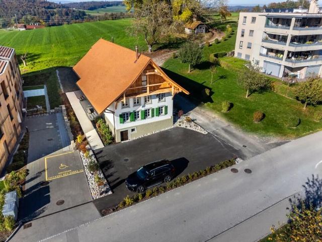 Magnifique ferme entierement renovee avec beaucoup de cachet | dreamo. Ch