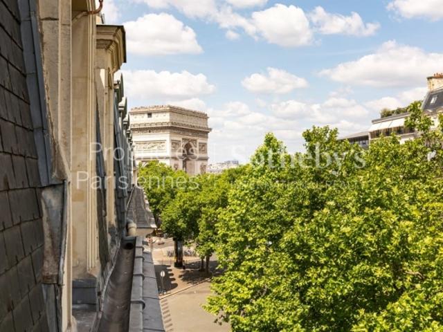 Magnifique Hôtel Particulier entièrement rénové