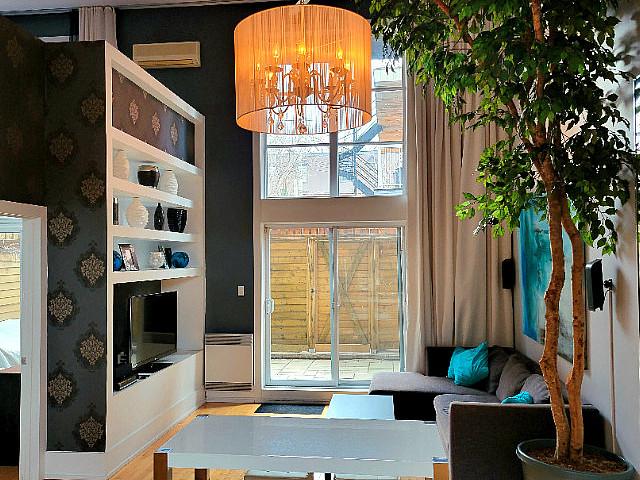 Magnifique Loft à Vendre Dans Ville marie à Montréal