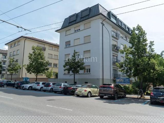 Magnifique loft de standing situé en attique Quartier Chailly