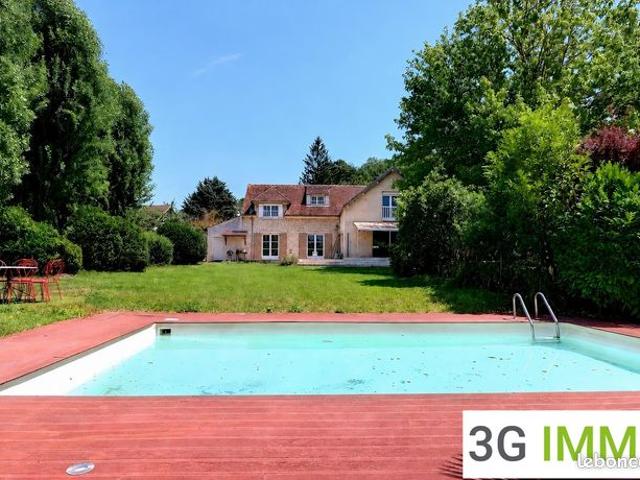 Magnifique longère avec piscine et grand jardin | Proximité Chantilly et CDG