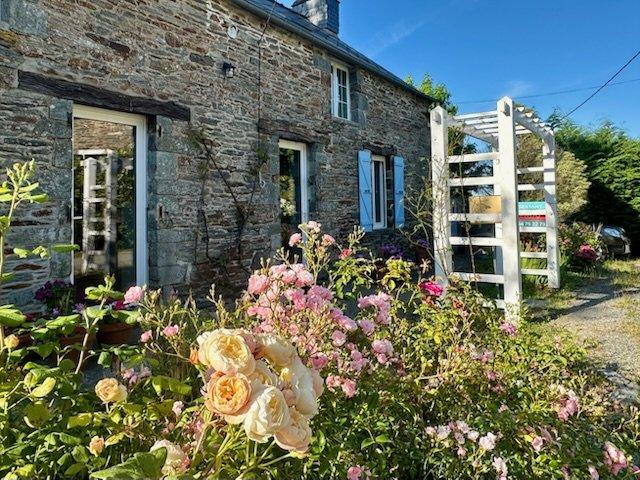Magnifique longère proche de La Gacilly avec 6 chambres