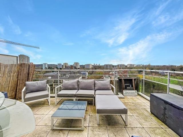 MAGNIFIQUE PENTHOUSE 3 CHAMBRES AVEC GRANDE TERRASSE