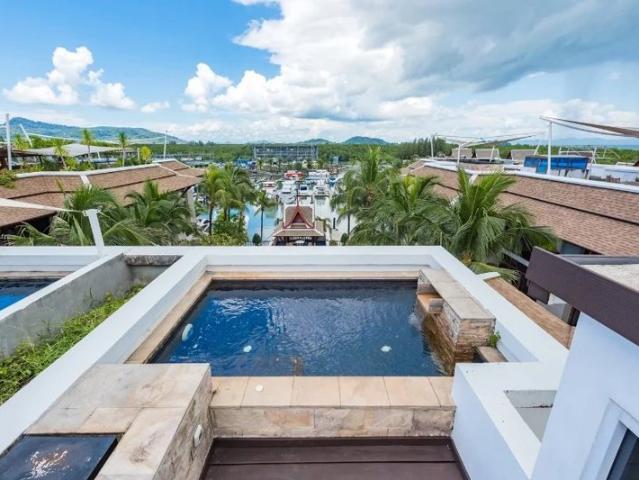Magnifique Penthouse avec une vue surplombant la mer