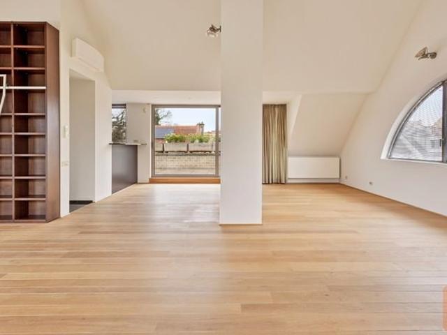 Magnifique penthouse avec vue sur le parc de Wemmel