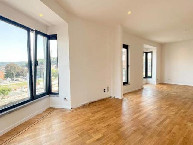 Magnifique penthouse entièrement rénové