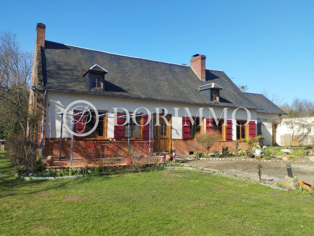 Magnifique propriété au charme authentique avec gîte à fort potentiel
