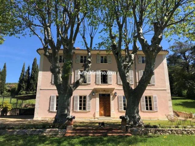 Magnifique Propriete Aups 433m² Aups