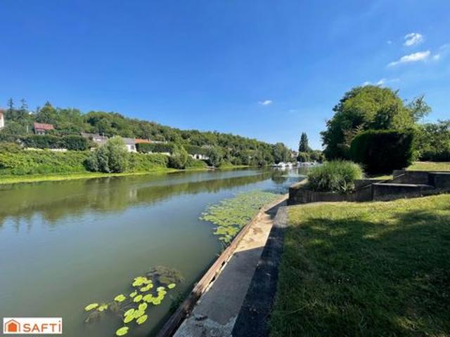 Magnifique propriété avec accès direct sur la seine