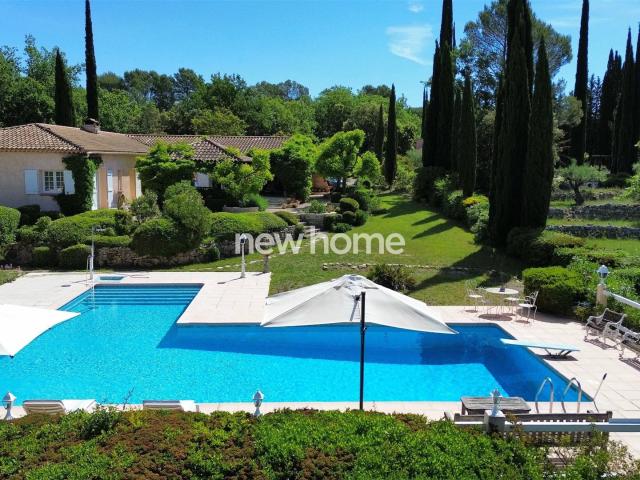 Magnifique propriété de charme avec maison d’amis, vaste pis. 171m² Lorgues