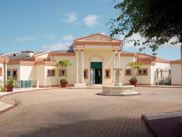 Villa de prestige à vendre à Punaauia Tahiti – Polynésie