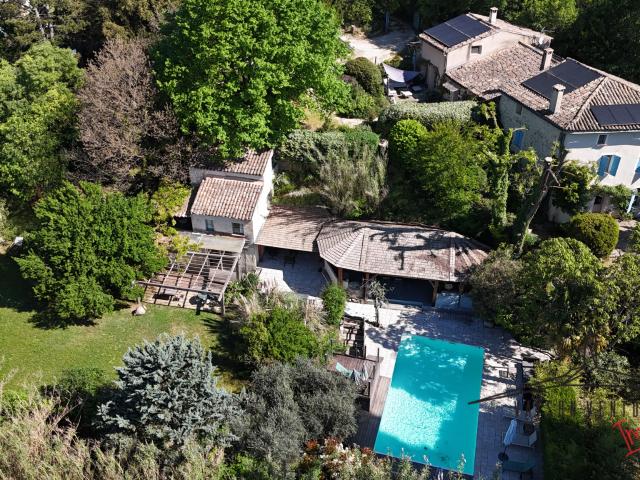Magnifique propriété en Provence à 10mn de Vaison
