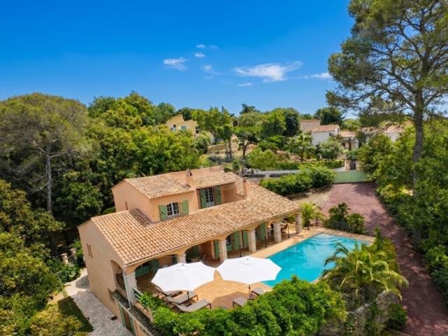 Magnifique propriété provençale Charme, volumes et sérénit