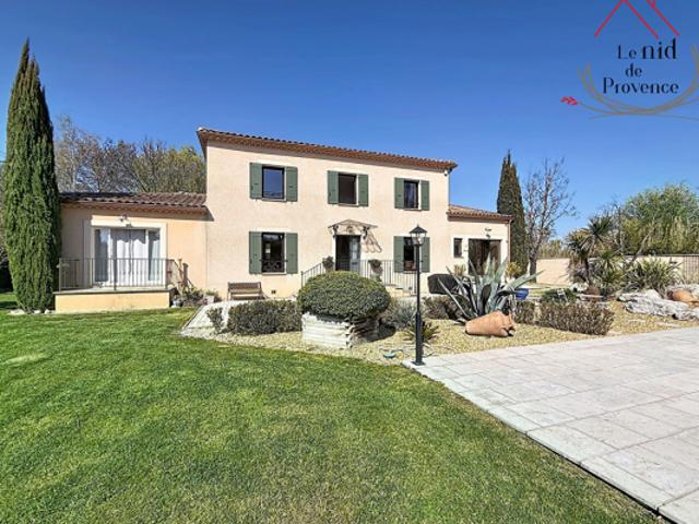 MAGNIFIQUE PROPRIÉTÉ PROCHE L'ISLE SUR LA SORGUE