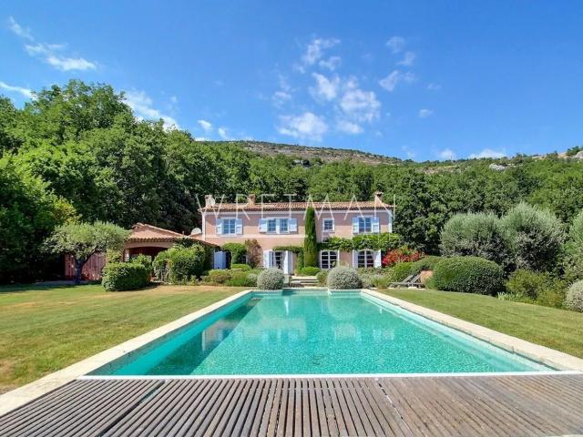 Magnifique propriété Saint Vallier de Thiey 292m² Saint Vallier de Thiey