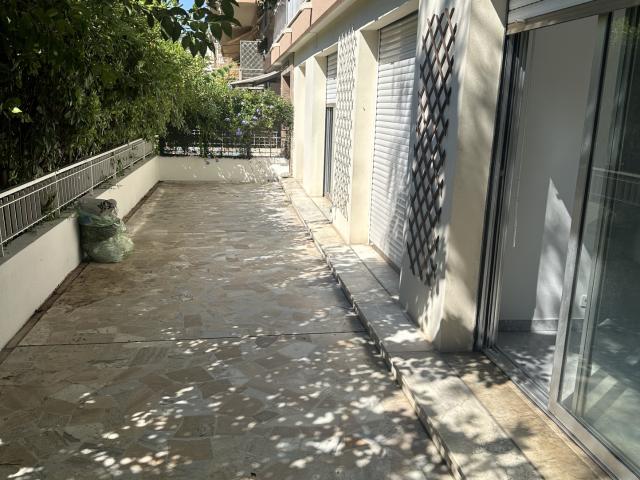 MAGNIFIQUE RDJ 3/4 PIECES de 106 m2 NICE CENTRE AVENUE MIRABEAU