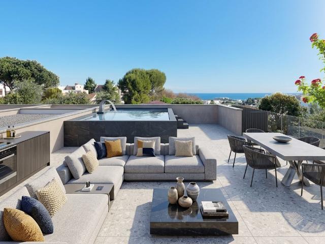 MAGNIFIQUE T4 EN DERNIER ETAGE AVEC APERCU MER 134M² TERRASSE 4 pièces, 90 m²