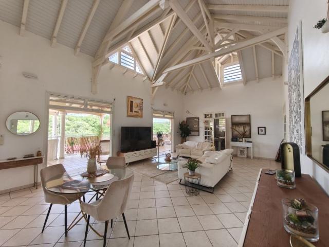 MAGNIFIQUE T5 MEUBLE A BALATA