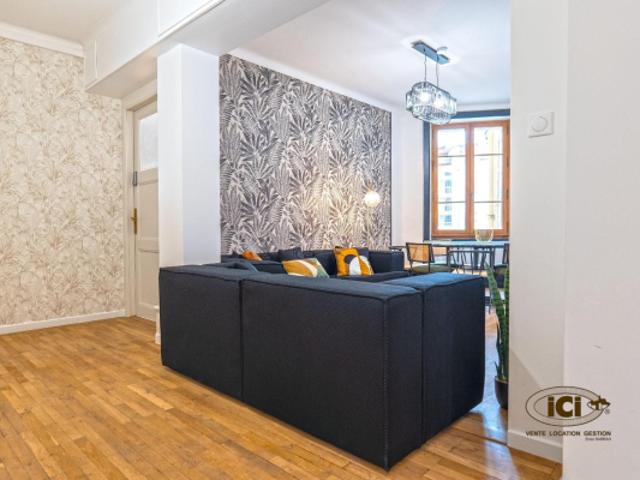 Magnifique T6 de 135m2 / Plein centre Ville