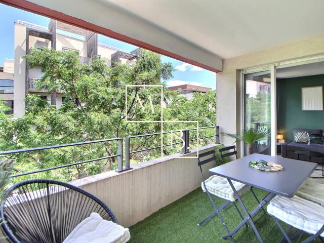 MAGNIFIQUE T2 meublé Ovalie 39m2 Balcon + Parking