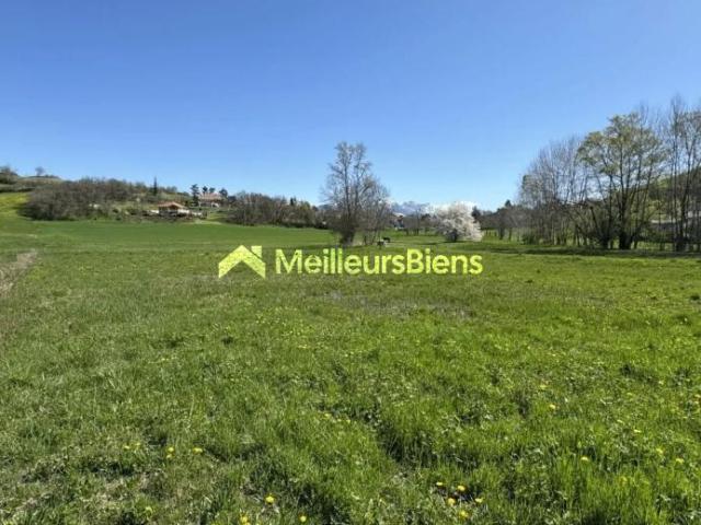 Magnifique terrain à gap, 666 m² viabilisé, pour 200 m2 constructible
