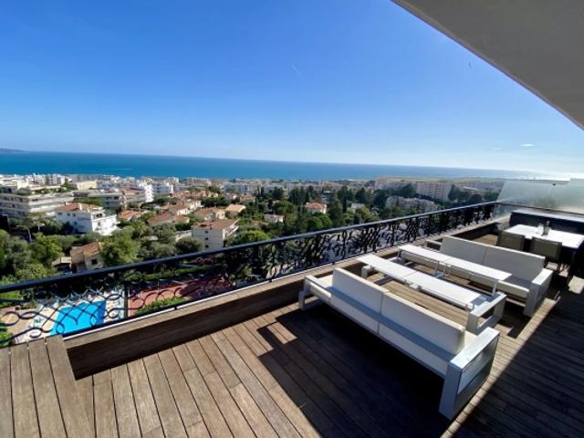 Magnifique toit terrasse, vue mer panoramique