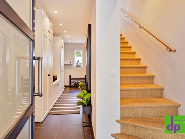 Magnifique Triplex de +/ 220 M²