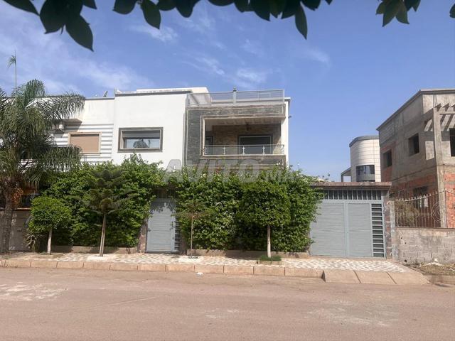Magnifique villa meublée à vendre à Berrechid