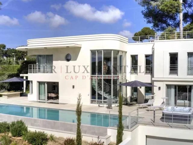 Magnifique villa neuve à Antibes 466m² Antibes