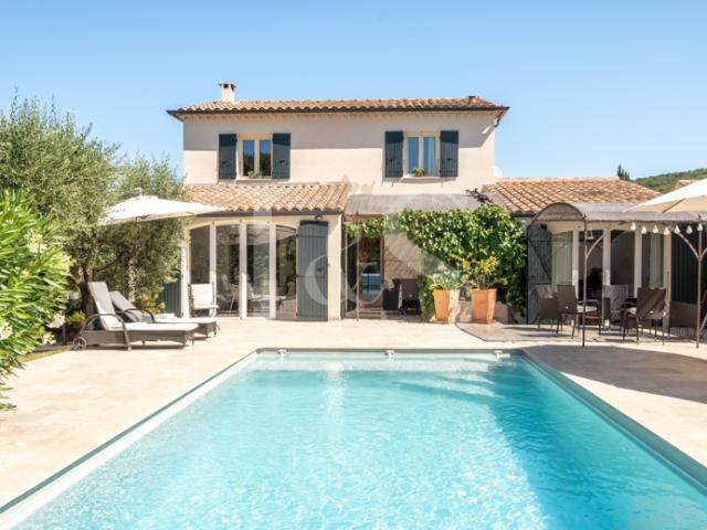 Magnifique villa aux prestations haut de gamme avec gite et