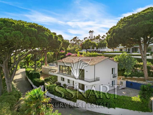 Magnifique villa avec belle vue sur la mer 300m² Cannes