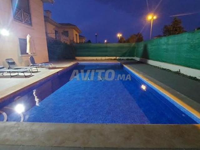 Magnifique villa avec piscine à vendre à Saïdia