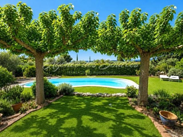 Magnifique Villa à Tavernes au cœur des oliviers