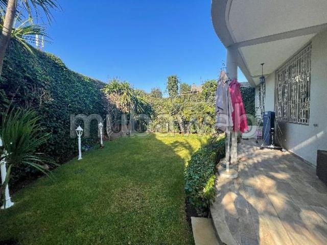 Magnifique villa à vendre à Mandarona. Surface totale 616 m²