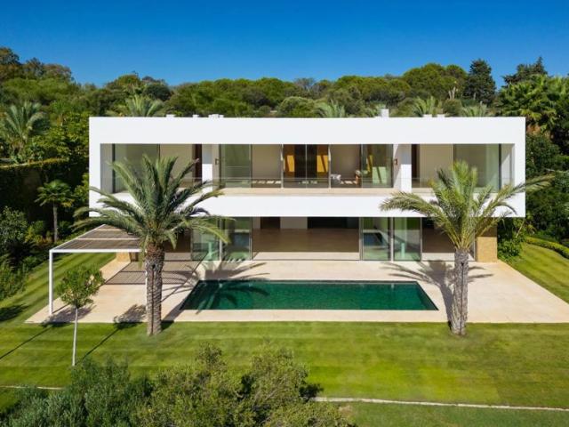 Magnifique villa de luxe située à côté du parcours de golf Finca Cortesin